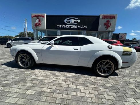 Used 2023 Dodge Challenger R/T Scat Pack RWD image 4