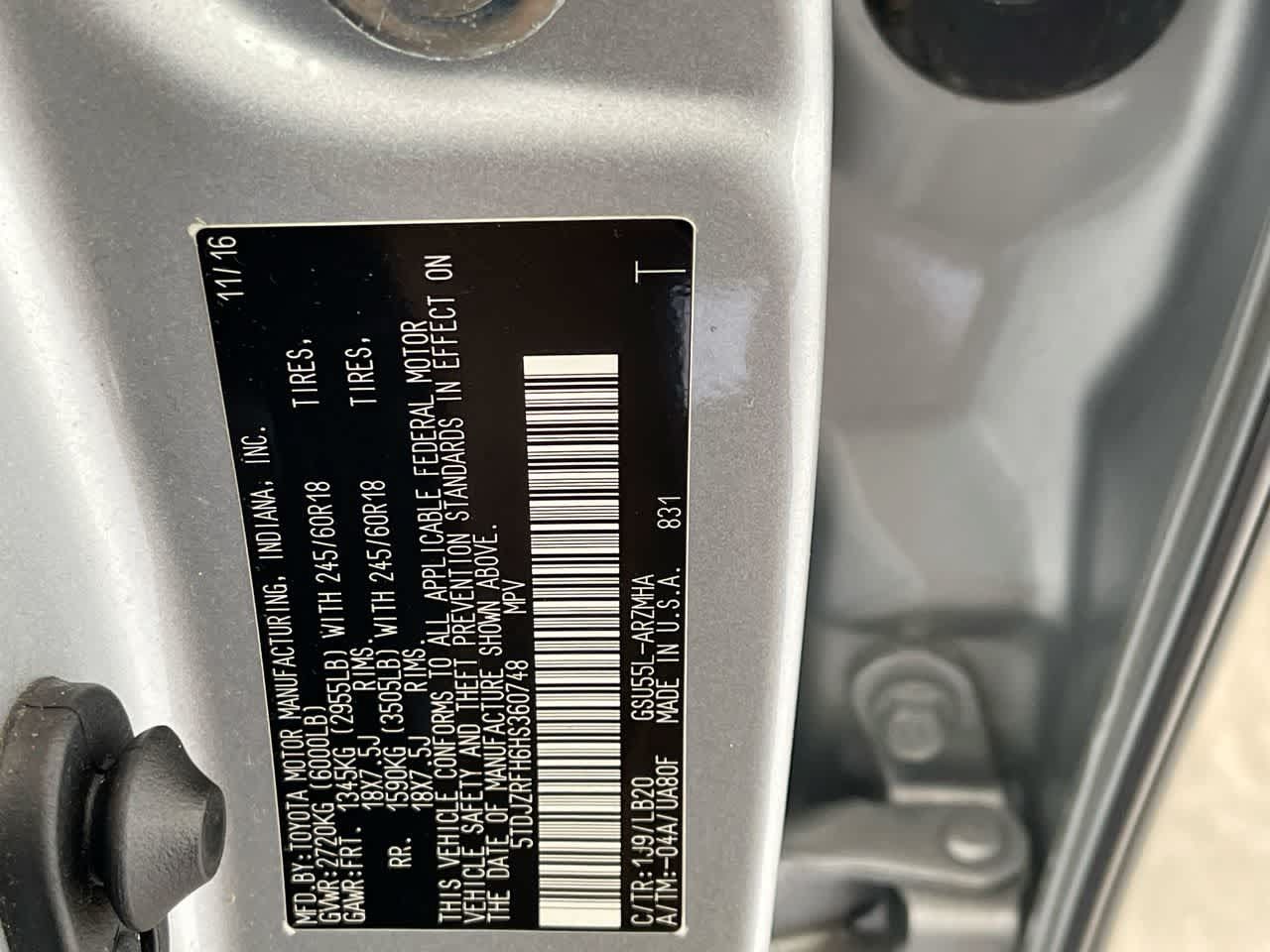 Used 2017 Toyota Highlander XLE AWD/4WD image 29