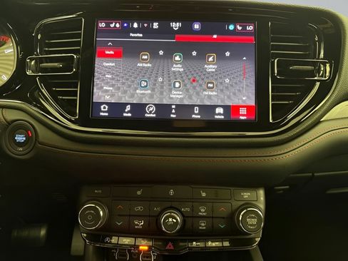Used 2025 Dodge Durango GT RWD image 26