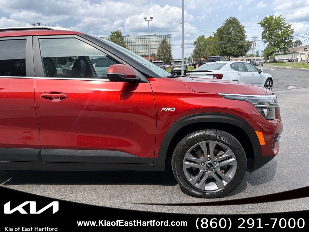 Certified 2023 Kia Seltos S w/ Navigation Package AWD/4WD image 6