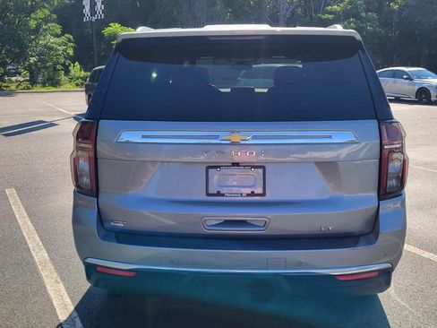 Used 2024 Chevrolet Tahoe LT RWD image 3