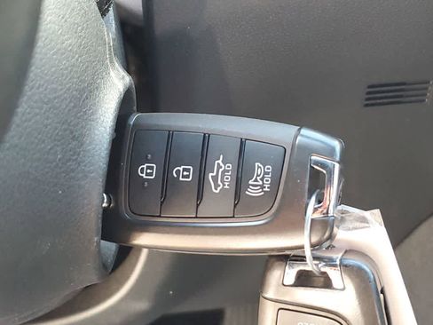 Used 2024 Hyundai Santa Cruz SE image 29