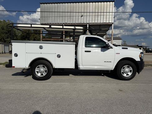 Used 2022 RAM 2500 Tradesman RWD image 7