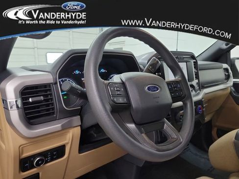Used 2023 Ford F150 XLT image 20