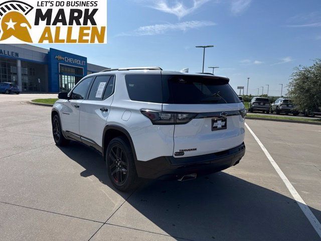 Used 2021 Chevrolet Traverse Premier w/ Redline Edition FWD image 4