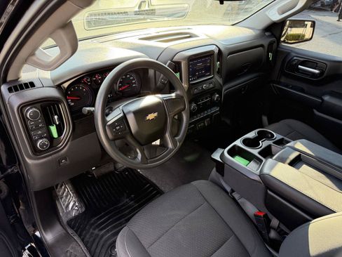 Used 2021 Chevrolet Silverado 1500 Custom AWD/4WD image 22