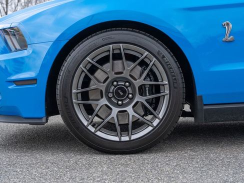 Used 2012 Ford Mustang Shelby GT500 w/ SVT Performance Pkg image 9