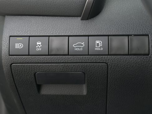 Used 2023 Toyota Camry SE FWD image 22