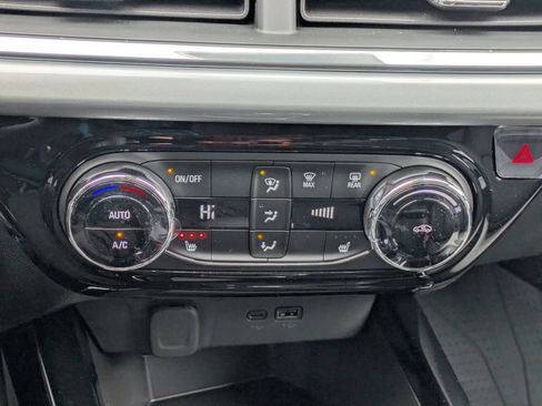 New 2026 Chevrolet Trax LT w/ Driver Confidence Package FWD image 29