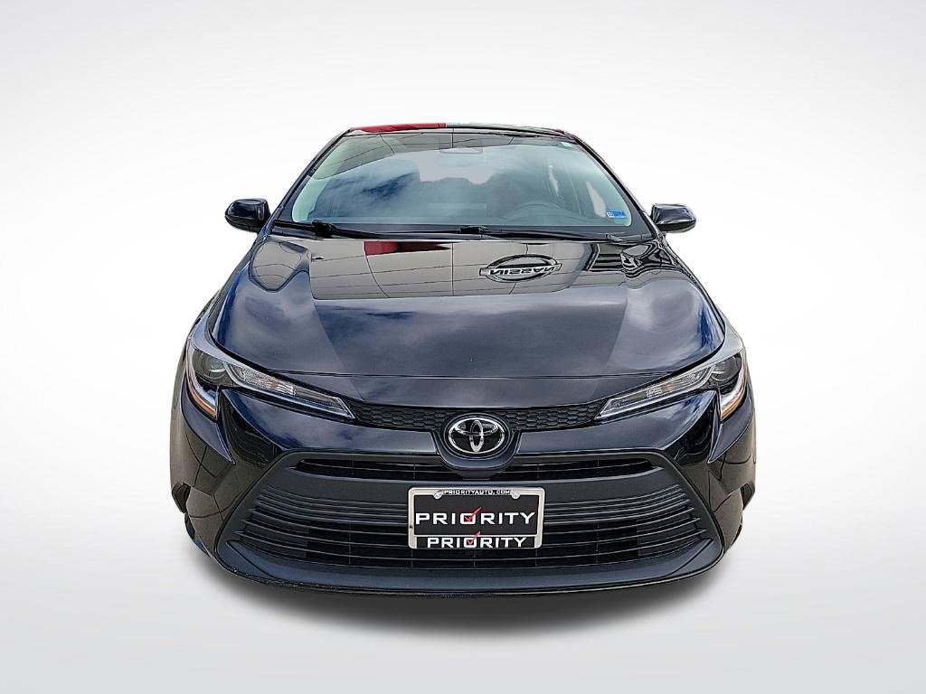 Used 2024 Toyota Corolla LE FWD image 8