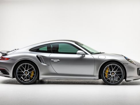 Used 2017 Porsche 911 Turbo S image 20