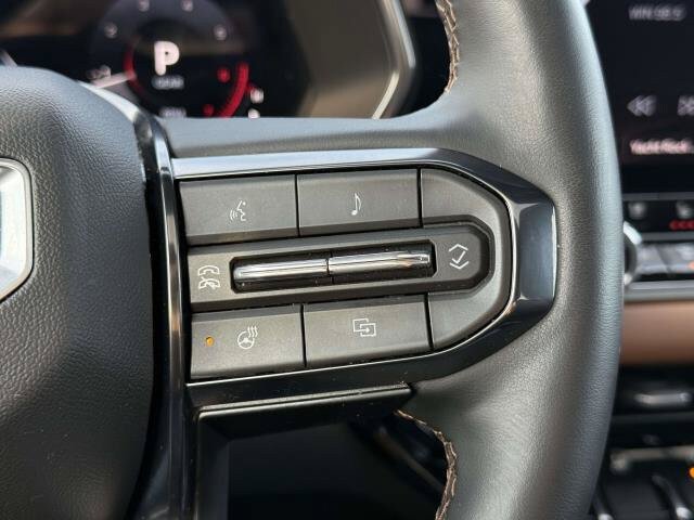 Used 2026 GMC Canyon AT4 w/ Technology Plus Package AWD/4WD image 24