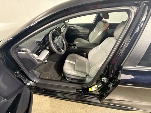 Used 2026 Toyota Camry SE FWD image 19