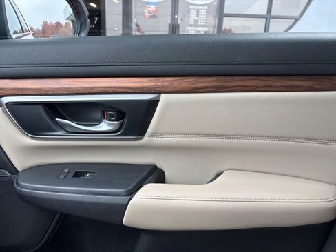 Used 2018 Honda CR-V Touring image 26