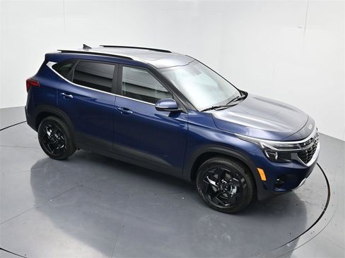 New 2026 Kia Seltos EX w/ EX Sunroof Package image 41