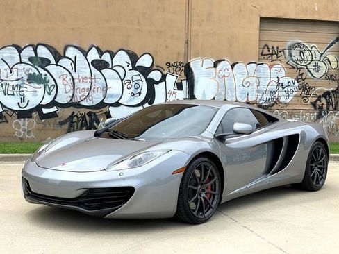 Used 2012 McLaren MP4-12C Base image 3