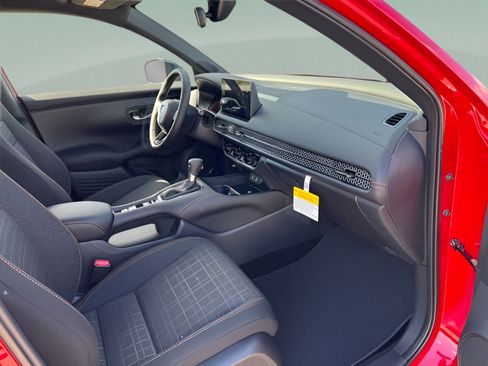 Certified 2026 Honda HR-V Sport image 30