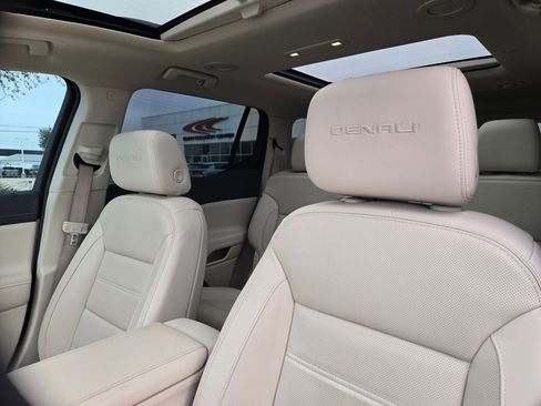 Used 2020 GMC Acadia Denali image 13