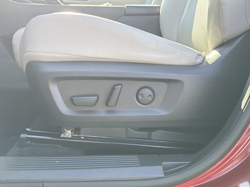 Used 2023 Nissan Rogue SV w/ SV Premium B Package FWD image 22