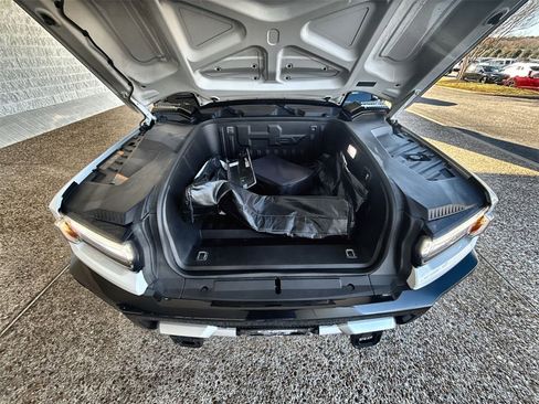 Certified 2024 GMC Hummer EV 3X w/ Extreme Off-Road Package image 29