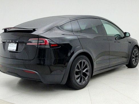 Used 2024 Tesla Model X image 5