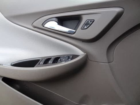 Used 2022 Chevrolet Malibu LS FWD image 14