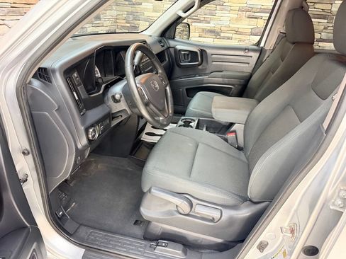 Used 2014 Honda Ridgeline Sport image 12