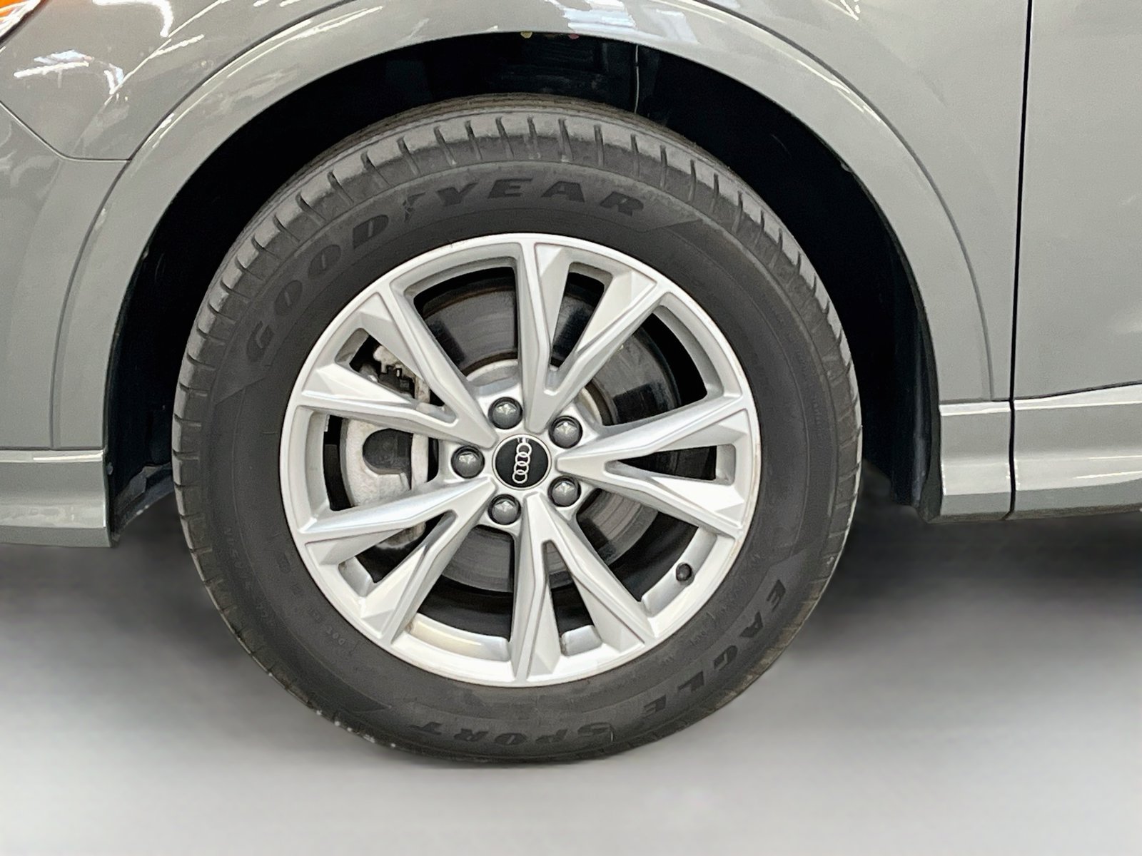 Used 2025 Audi Q3 2.0T Premium AWD/4WD image 30
