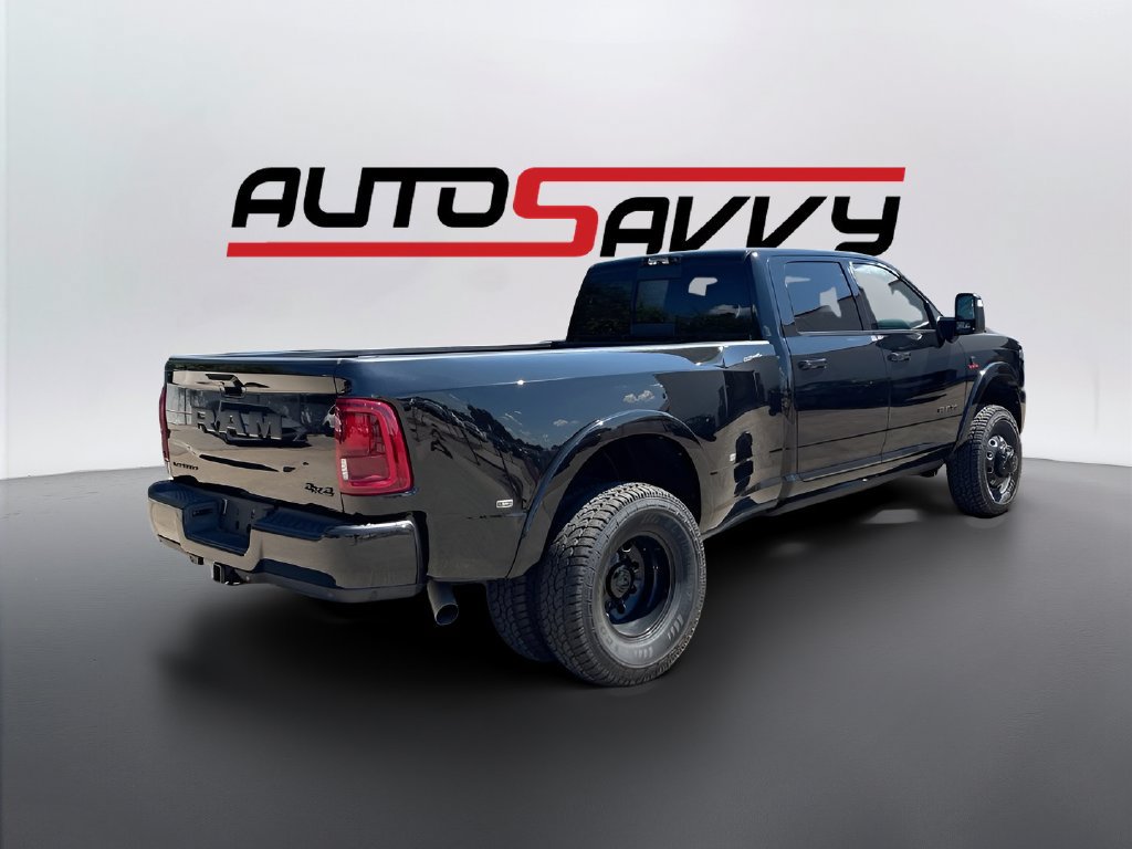 Used 2025 RAM 3500 Limited AWD/4WD image 7