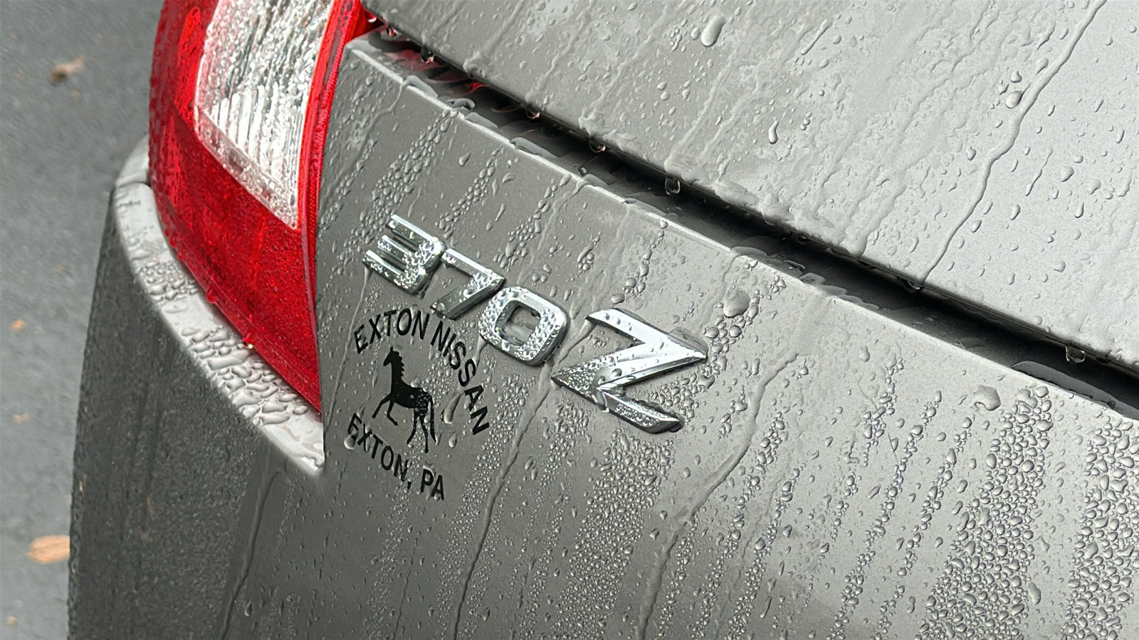 Used 2010 Nissan 370Z Touring RWD image 9