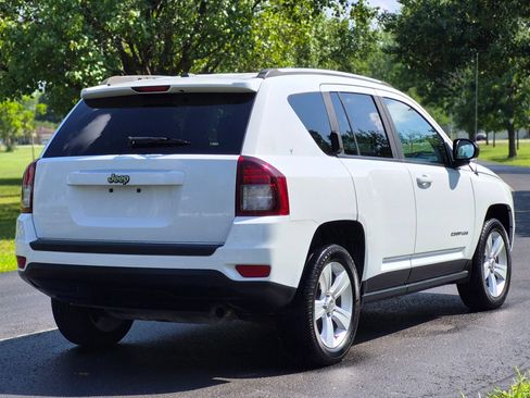 Used 2016 Jeep Compass Sport w/ Power Value Group FWD image 5