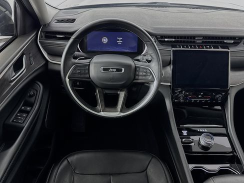 Used 2021 Jeep Grand Cherokee L Limited image 24