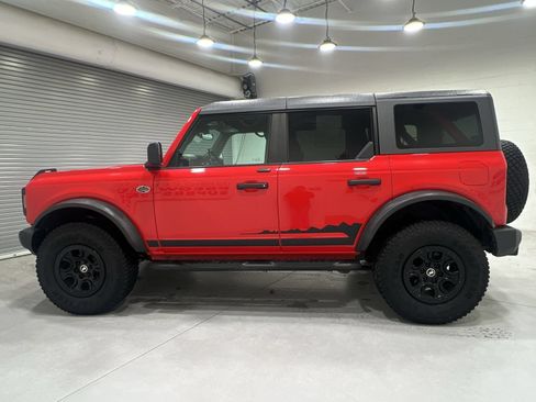 Used 2023 Ford Bronco Wildtrak AWD/4WD image 5