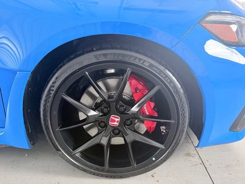 Used 2026 Honda Civic Type R image 4