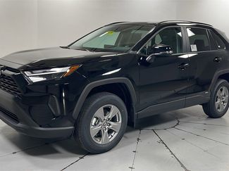 New 2025 Toyota RAV4 XLE video 1