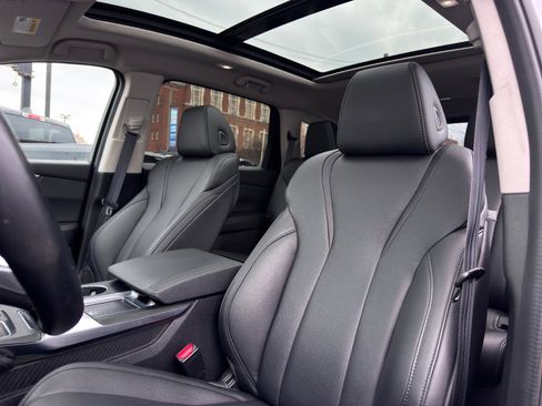 Used 2022 Acura MDX SH-AWD image 15