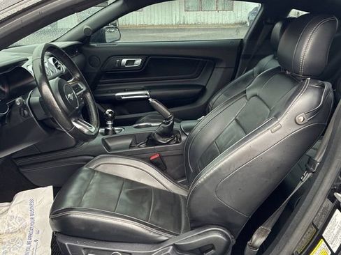 Used 2019 Ford Mustang GT Premium w/ GT Performance Package RWD image 13