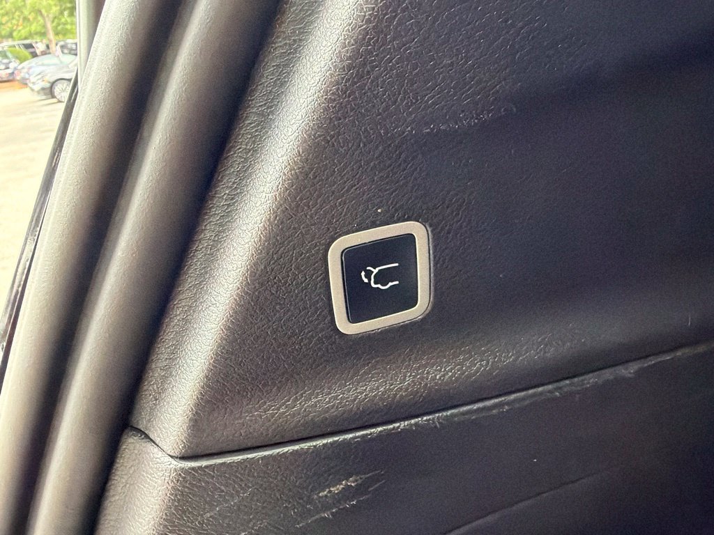 Used 2025 Chrysler Pacifica Select FWD image 15