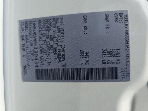 Used 2025 Nissan Altima 2.5 SV FWD image 37