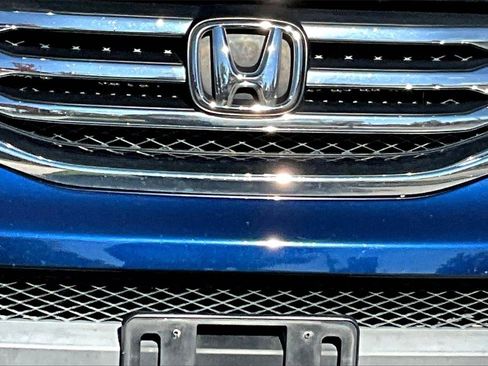 Used 2013 Honda Pilot Touring image 12