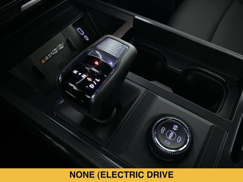 Certified 2026 GMC Hummer EV 3X w/ Carbon Fiber Edition Package AWD/4WD image 7