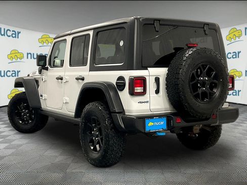 Used 2024 Jeep Wrangler Willys AWD/4WD image 4