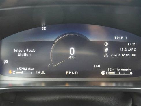 Used 2023 Lincoln Aviator Black Label w/ Class IV Trailer Tow Package AWD/4WD image 35
