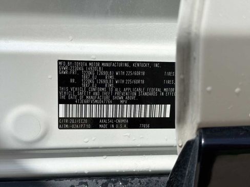 Used 2021 Toyota RAV4 XSE AWD/4WD image 33