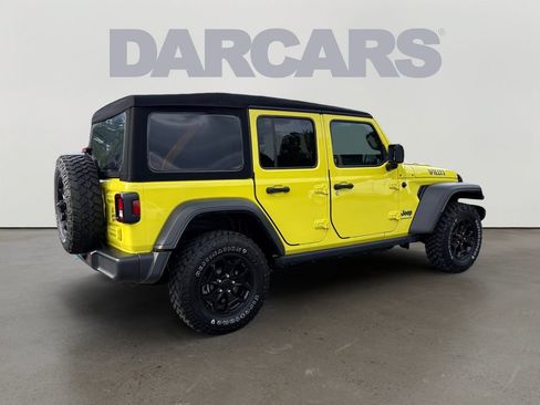 Used 2023 Jeep Wrangler Unlimited w/ Cold Weather Group AWD/4WD image 7