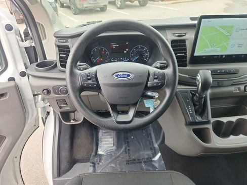 Used 2022 Ford Transit 350 XLT image 15
