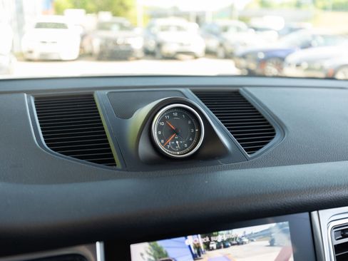 Used 2018 Porsche Macan S AWD/4WD image 36