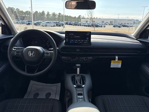 New 2026 Honda HR-V LX image 14
