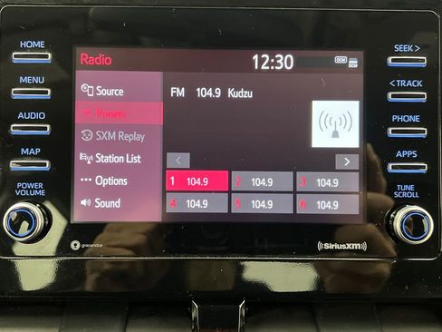 Used 2024 Toyota Camry SE image 47