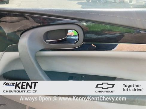 Used 2016 Buick Enclave Premium w/ Experience Buick Package image 19